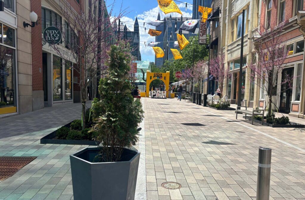 Market Square welcomes more than three million visitors annually, supports 49 businesses, and hosts more than 250 events each year. PHOTO: PITTSBURGH GLOBAL NEWS/ FREDDY POTOY ROSALES