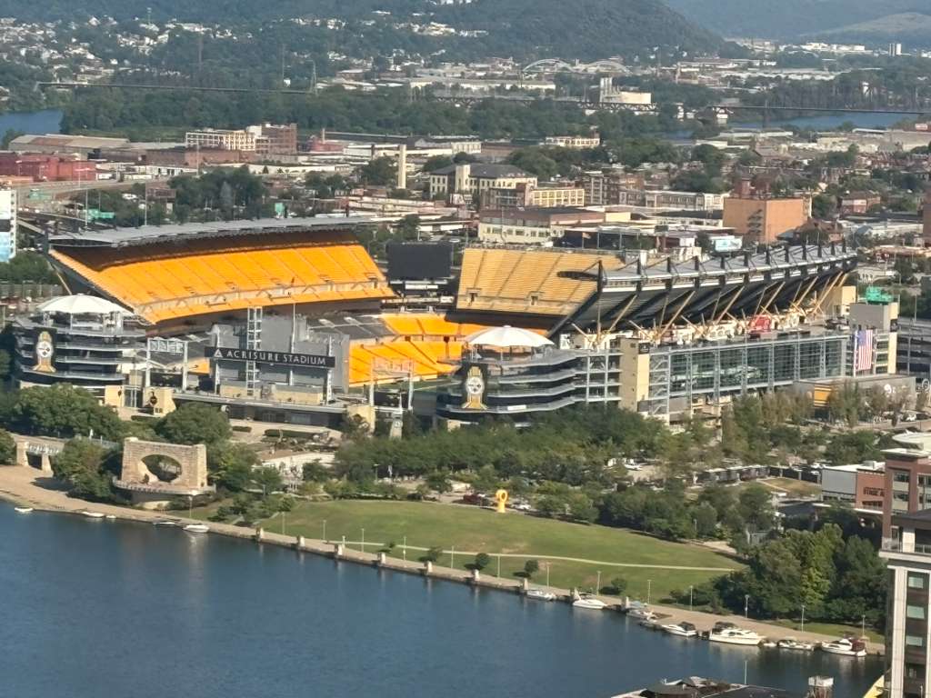 The organizers expect between 500,000 and 700,000 visitors during the three-day 2026 NFL Draft, which could make it the largest in the city's history. PHOTO: PITTSBURGH GLOBAL NEWS/ FREDDY POTOY ROSALES